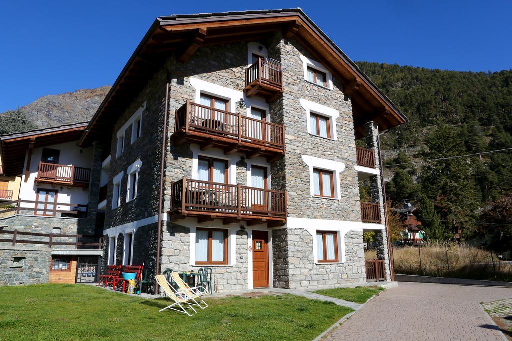 Valley Vacanze Brusson Exterior photo